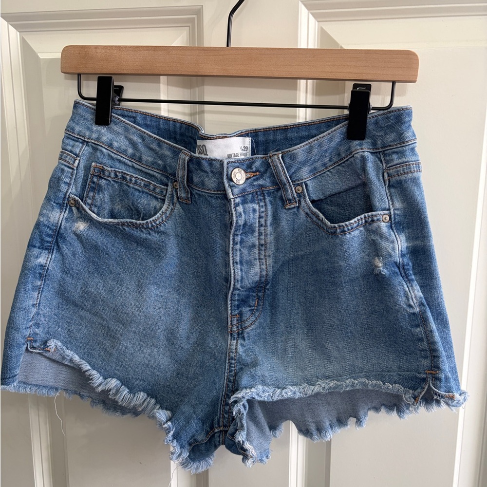 RSQ Vintage High Rise Denim Button Fly Shorts. Size 9/29 juniors - Picture 1 of 9